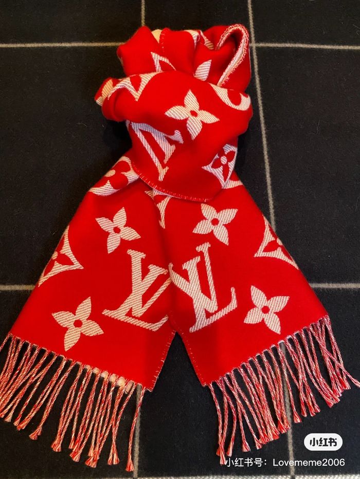 Louis Vuitton Scarf LV00151